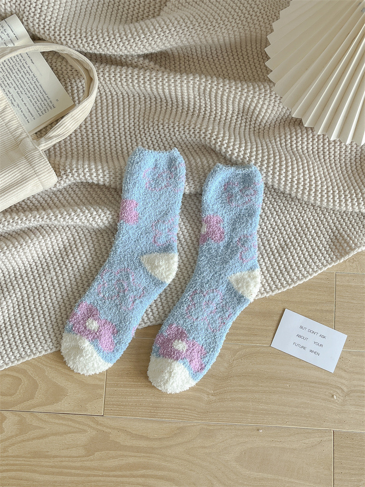 Calcetines de Piso de Tubo Medio para Mujer de Terciopelo de Poliéster Térmicos y Engrosados para Invierno