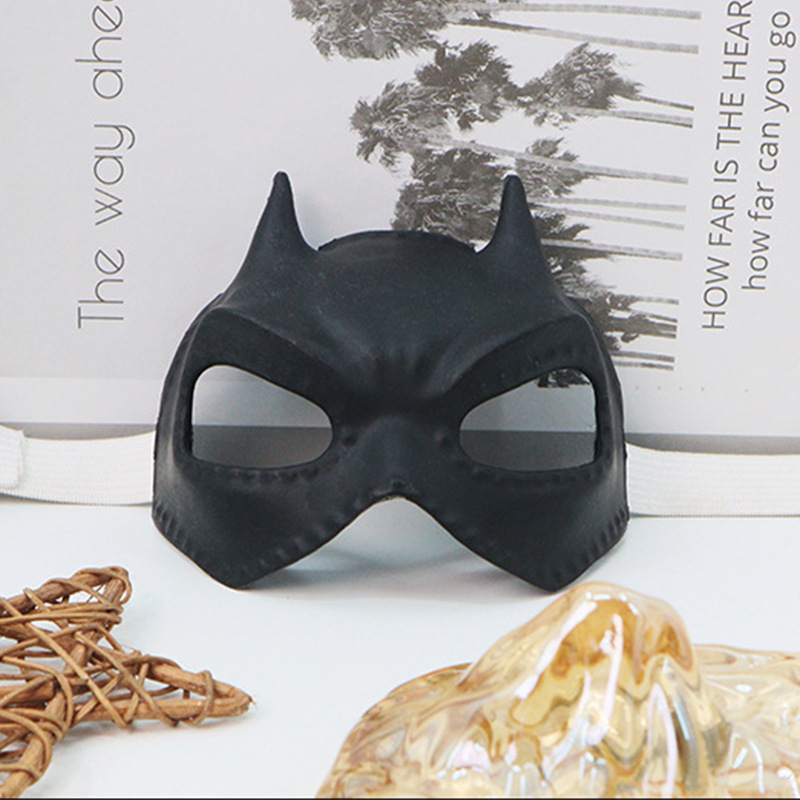 Máscaras de gatos y perros de venta transfronteriza máscaras de gatos Batman máscaras de vengadores máscaras de vestuario máscaras de artículos de mascotas