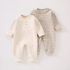 ベビー秋と冬のボンレスストライプジャンプスーツベビーホーム服幼児ウールシルククロールスーツプラスベルベット