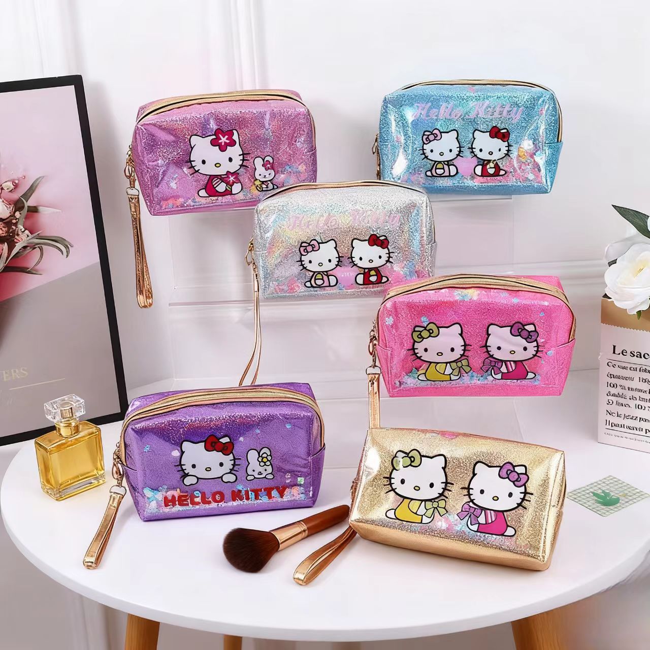 外贸爆款超火可爱KT猫化妆包便携旅行收纳袋PVC流沙三丽鸥化妆包