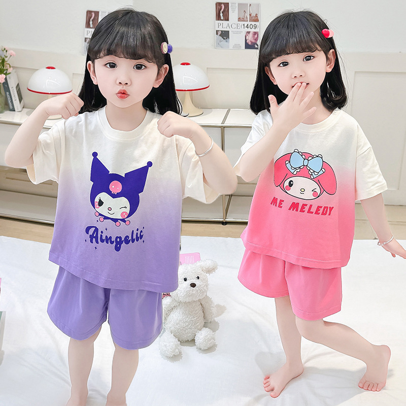Cotton loungewear for baby girls, new summer style, cute cartoon gradient two-piece set, can be worn as outerwear, fashionable two-piece set.