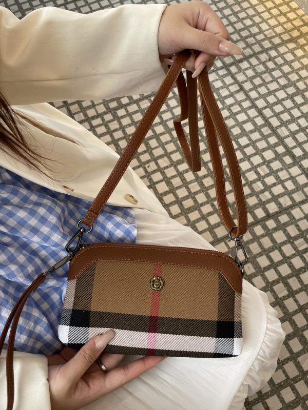 国境を越えた売れ筋の新しい女性用チェック柄クラッチバッグ、見栄えの良いシングルショルダークロスボディバッグ、大容量の携帯電話バッグ、軽くて豪華な小さなバッグ|undefined