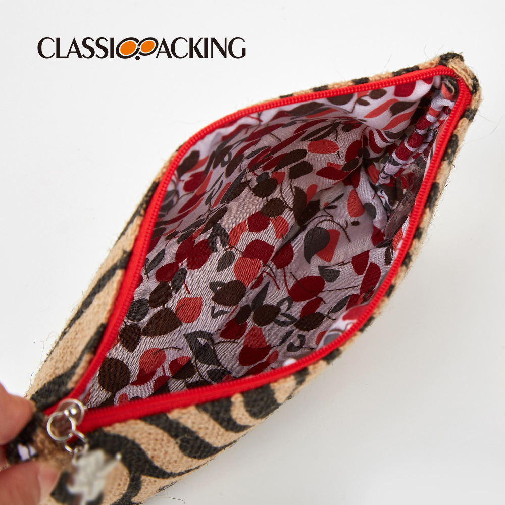 Bolsa de cosméticos al por mayor de fábrica Bolsa de almacenamiento de patrón animal popular transfronterizo Bolsa de embrague de material tejido con logotipo