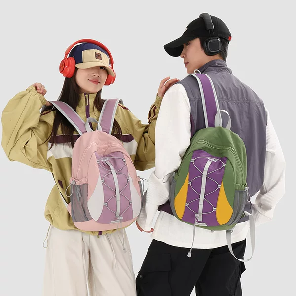 Stylish and fresh color-blocked backpack, 2026 new model, lightweight hiking backpack for couples, suitable for hiking and travel