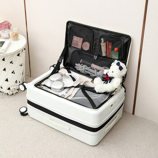 ���_�w������ɔUչ������28���U����24��20������ǙCƤ����Ů26