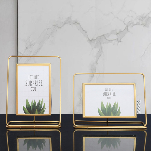 Glass photo frame