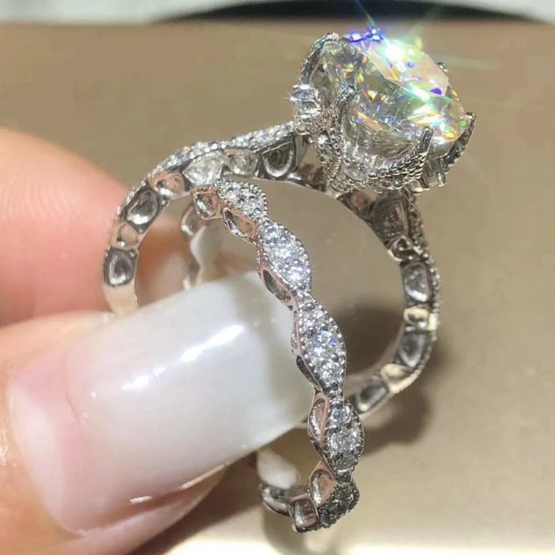 Cao Shi Hollow Flower Classic Damen-Set mit Zirkon-Hochzeitsszenenring_voghion.com