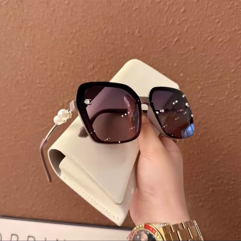 New Pearl Chanel-style sunglasses for women, UV protection, fashionable and elegant, retro driving square-frame sunglasses