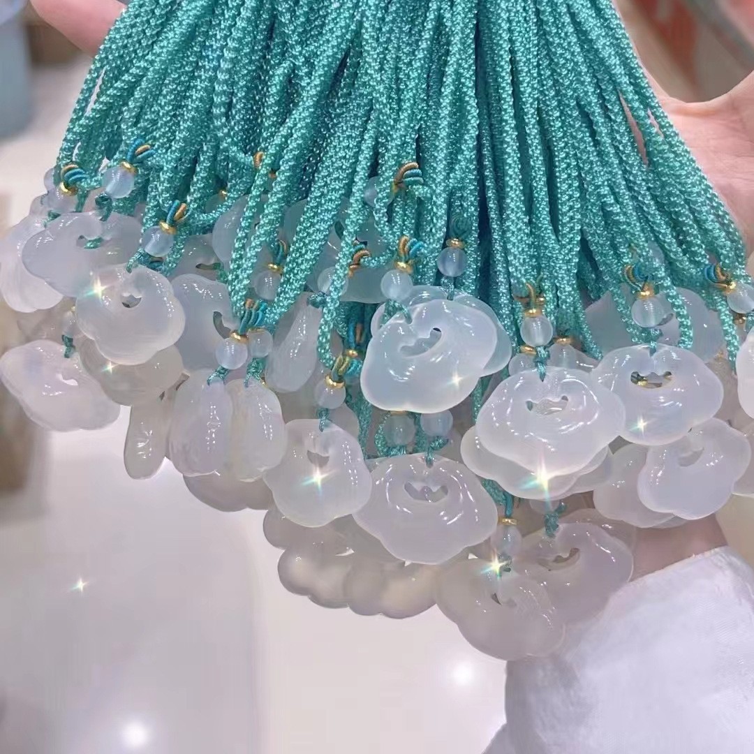 루이 펜던트 + 녹색 땋은 밧줄