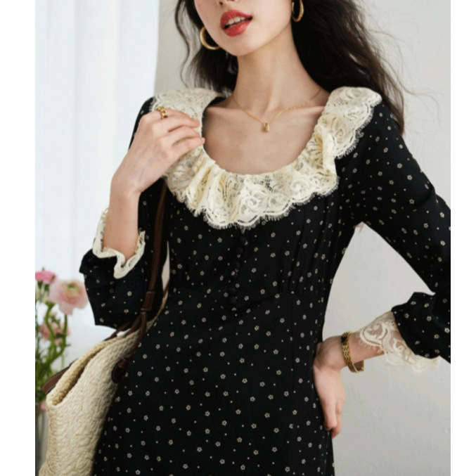 French Retro Lotus Leaf Collar Floral Dress for Women 2026 Spring New Style Square Collar Slimming Look Long-Sleeved Black Mid-Length Skirt