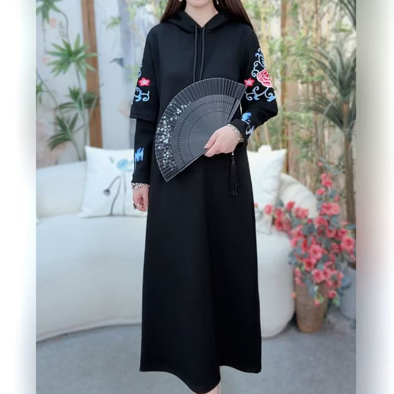 2025 Autumn and Winter New Ethnic Style Embroidered Flower Suit Women's Casual Sports Hooded Sweatshirt National Trend Casual Dress