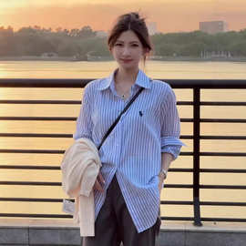 现货速发红人馆刺绣条纹衬衫女新款法式上衣高智感宽松好看的衬衣