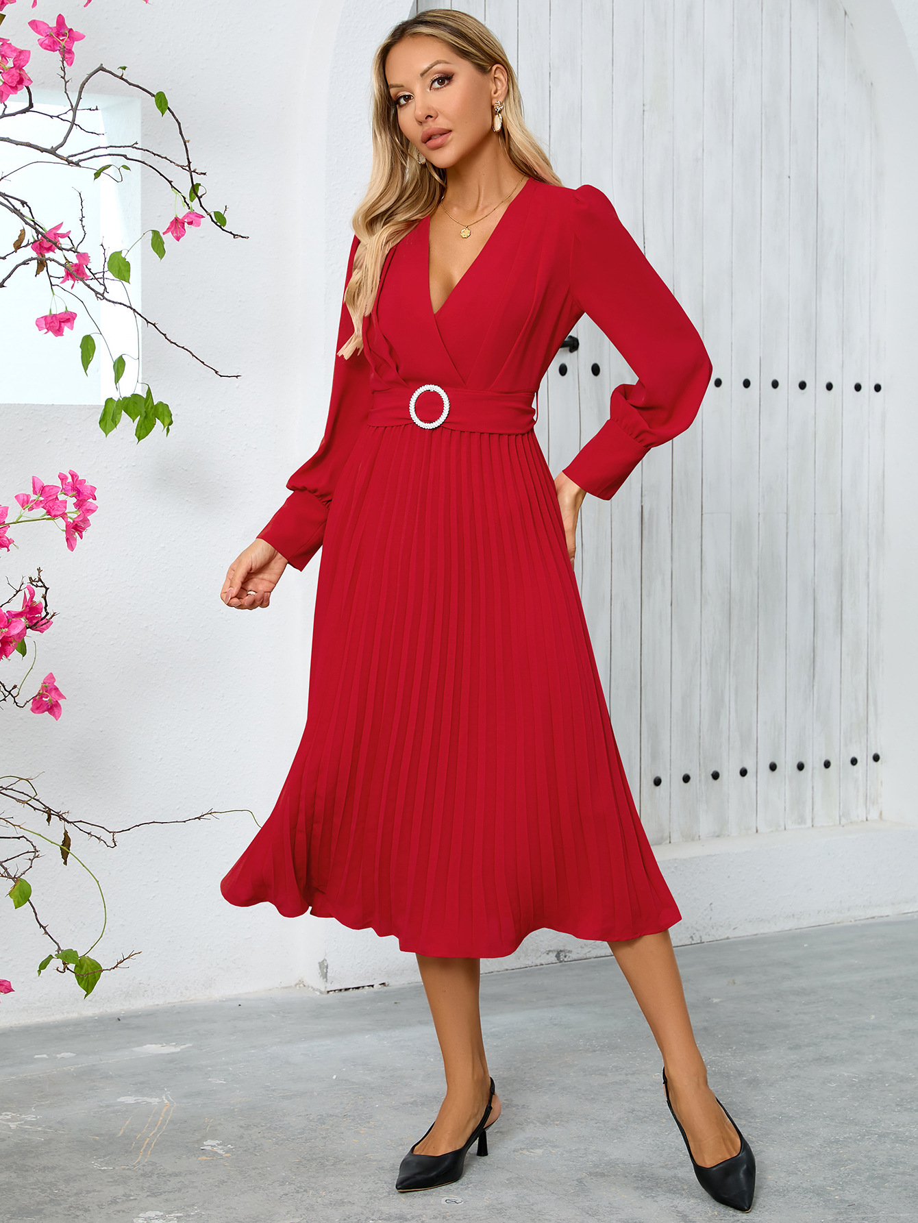 fashionable long-sleeve