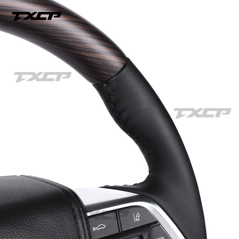 Suitable for Toyota Land Cruiser LC300 LC200 LC250 GR upgraded walnut wood steering wheel