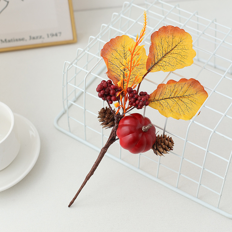 Maple Leaf Pumpkin Red