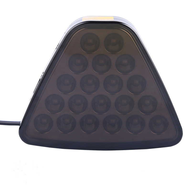 Automóvil reconfigurado luz de navegación LED brillante luz de freno universal luz trasera parpadeante rodeada luz de crucero LED