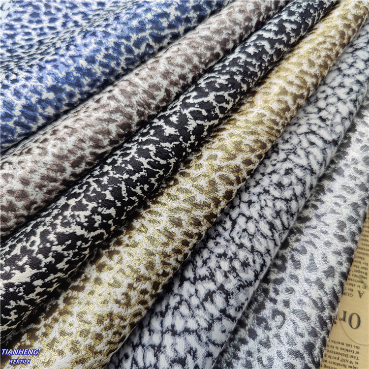 187#高精密秋冬双色豹点提花时装男女西装外套短裙手作箱包帽子布