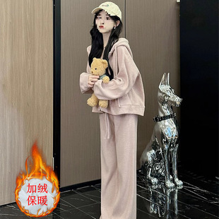 �\�ӕr�����e�WԺ�L�l���������bŮ�ﶬ�b�ӽq����һ����С����