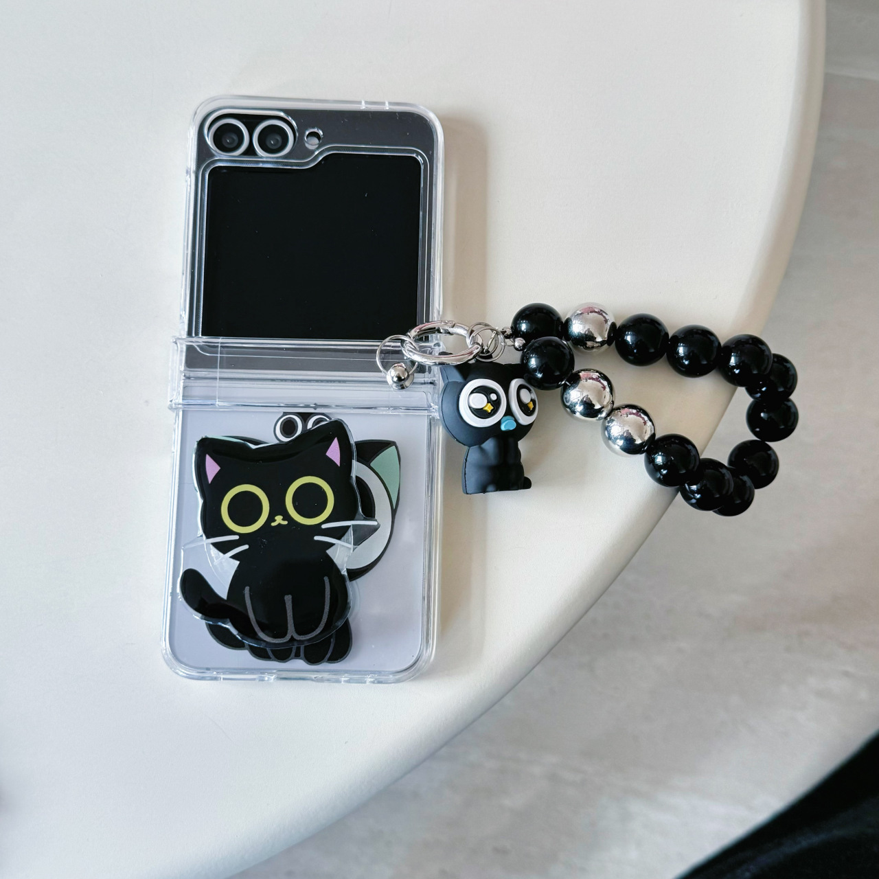 Cute Japanese And Korean Black Cat Phone Case Suitable For Galaxy Z Flip 7/6/4, Samsung 5th Generation Foldable_voghion.com