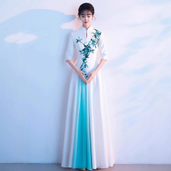 合唱比赛表演服女长裙中国风2025新款白色演出服成人红歌朗诵礼服