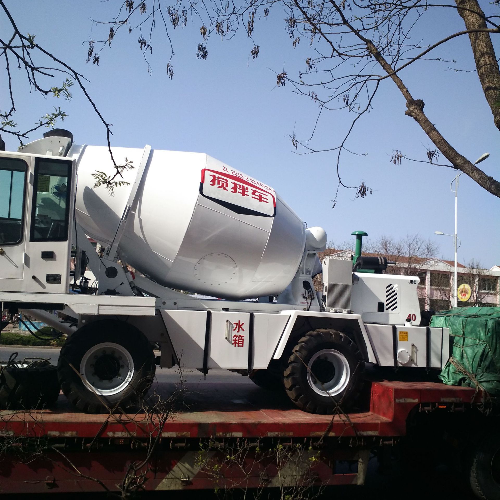 售混凝土搅拌罐车自动上料 自助上料搅拌车 自己给自己上料搅拌车