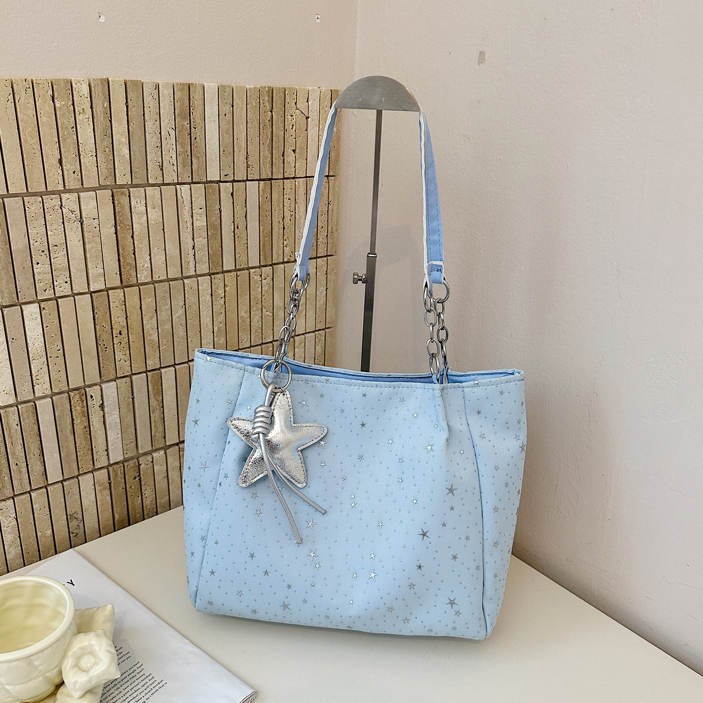 Bolsa de mano pequeña coreana para mujeres 2026 nuevo bolso de mano para mujeres de gran capacidad bolso de hombro de viaje bolso de moda debajo de la axila
