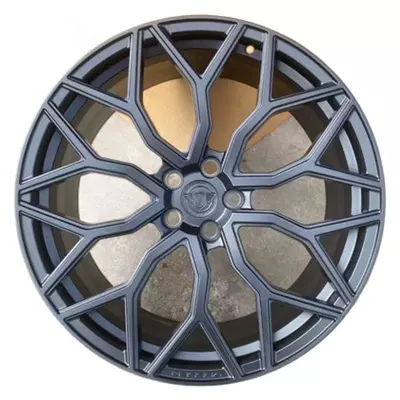 Range Rover Sport forged, Hub