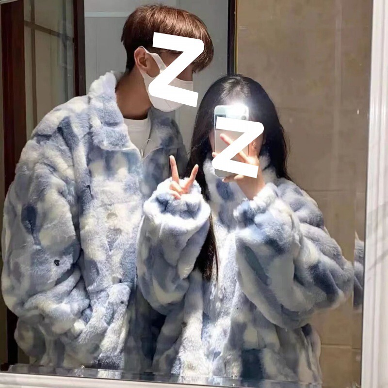 Versatile Bulk Discount Tie-Dye Lamb Wool Coat for Women, Winter Thickened Lamb Fleece Top, Trendy 2023 Large Stock