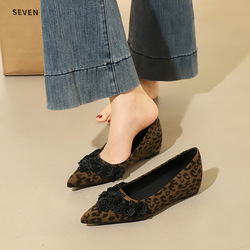 9121-H67 Korean version fashionable leopard print women's shoes temperament flower pointed shallow mouth, easy to pedal, professional single shoes