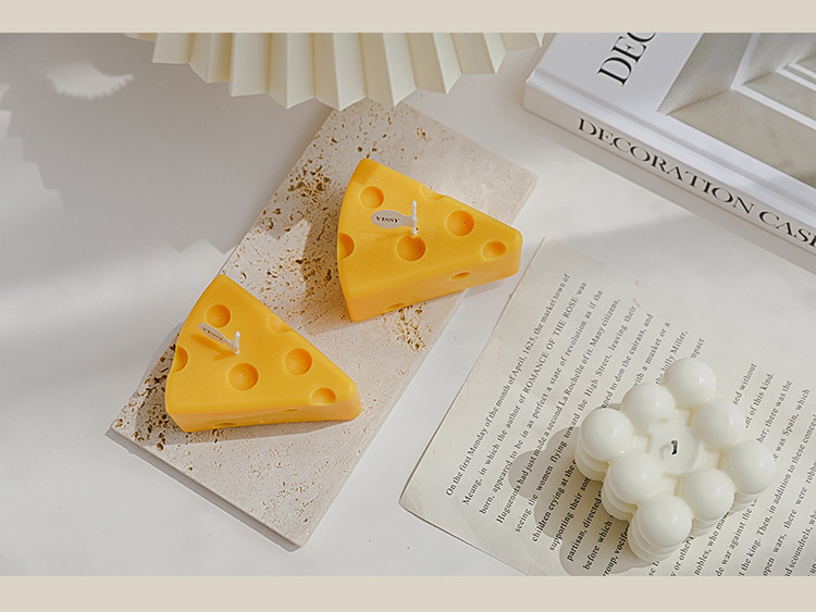 Fashion Cheese Paraffin Candle 1 Piece display picture 11