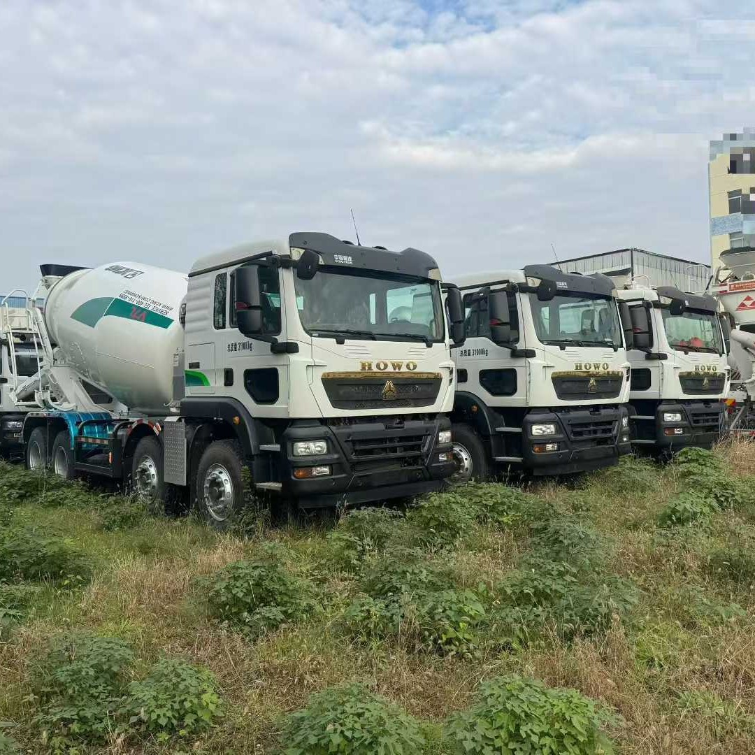 Автобетоносмеситель SINOTRUK Howo TX с двигателем Weichai, 12 м3