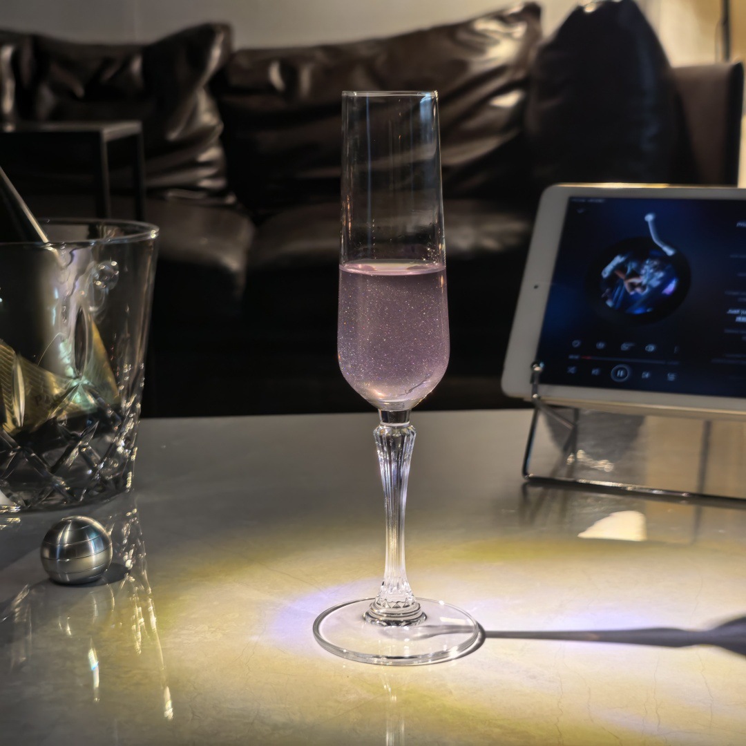 Vaso de champán de alto valor Vaso de diamante creativo Vaso de cristal de lujo ligero Vaso de cóctel Vaso de burbujas