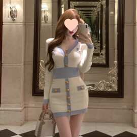 蓝色领针织长袖连衣裙女秋新款法式娇欲千金气质显瘦包臀裙