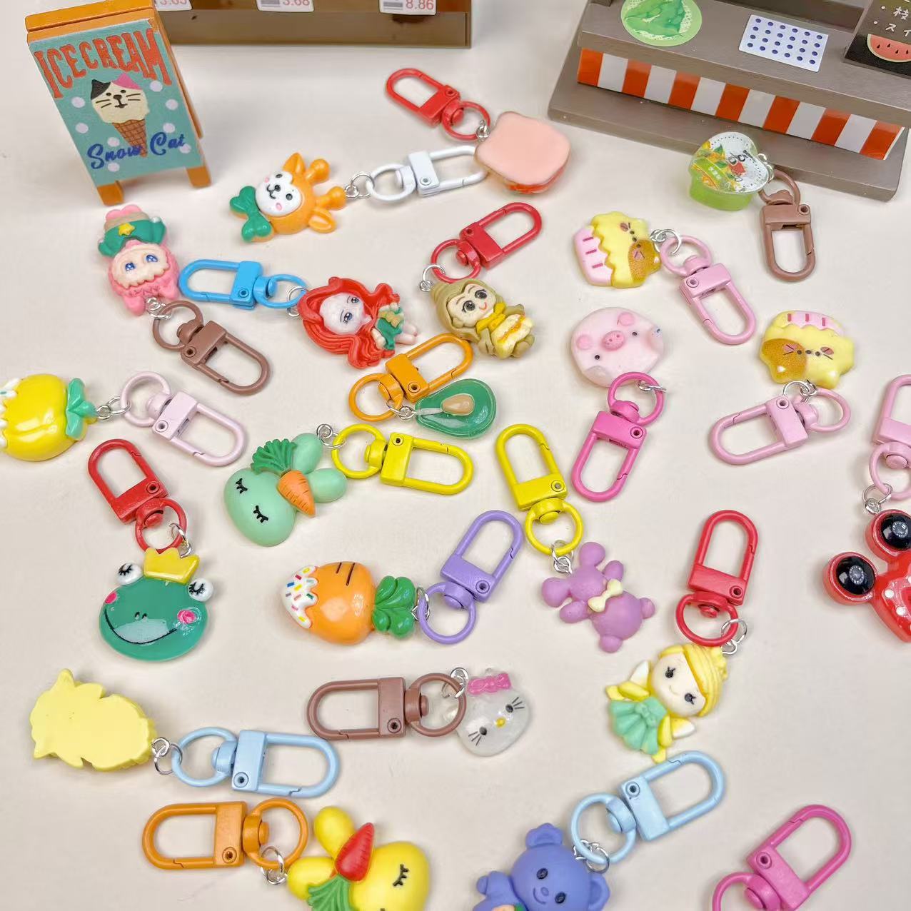 절묘한 키체인 혼합 스타일