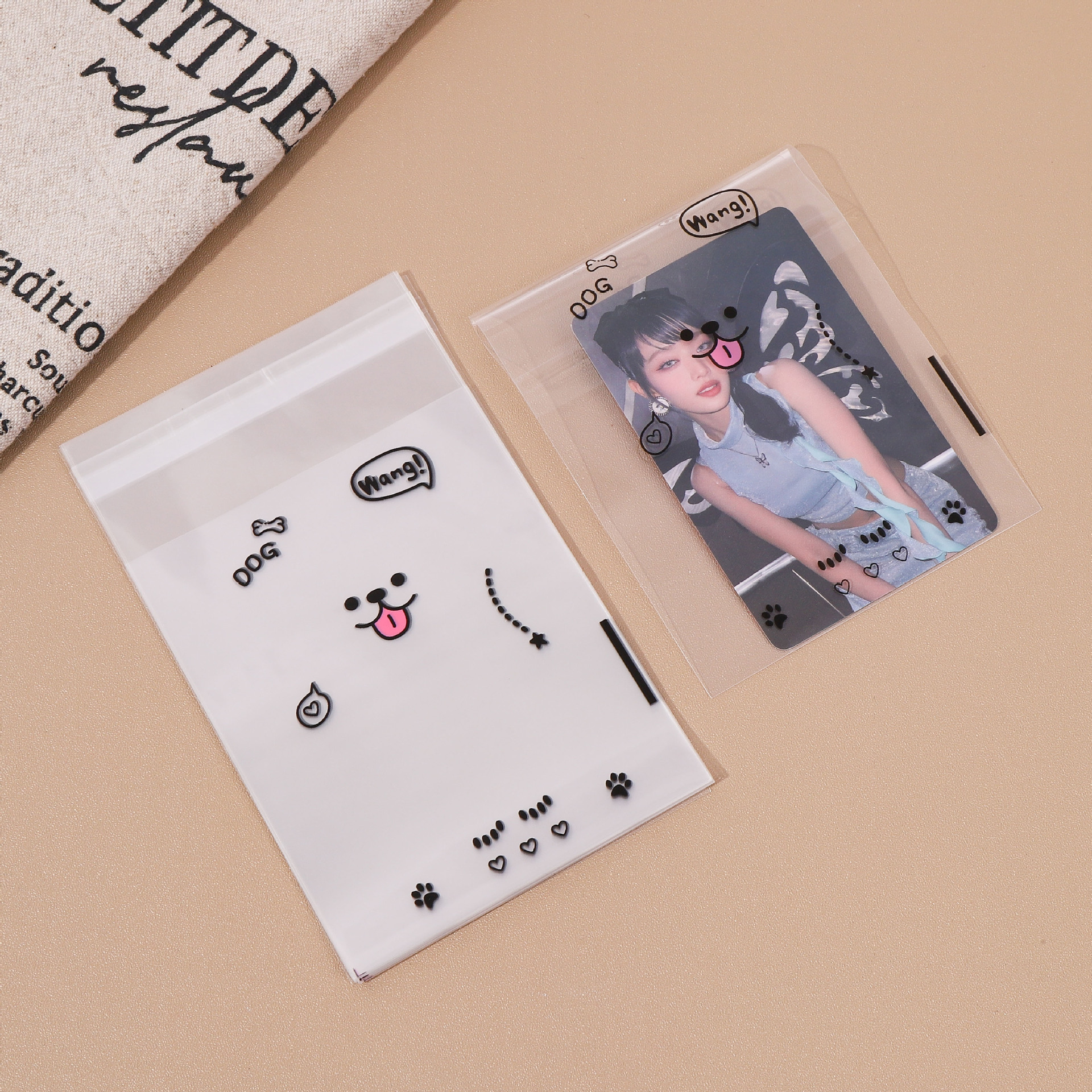 혀를 내미는 강아지 흰색 (50팩) 8*10+3