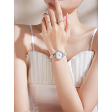 正品美人鱼手表女2024新款小众轻奢小表盘手链表情人节送女友礼物