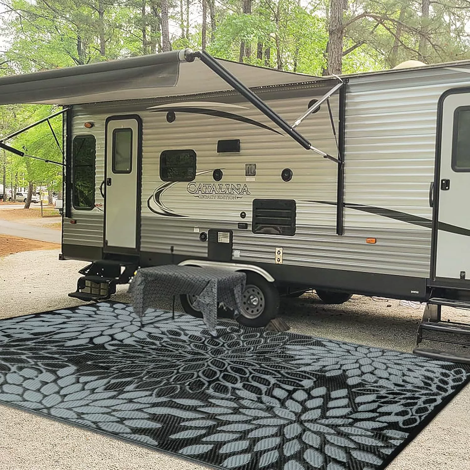 Wear-resistant beach carpet for camping, boho style