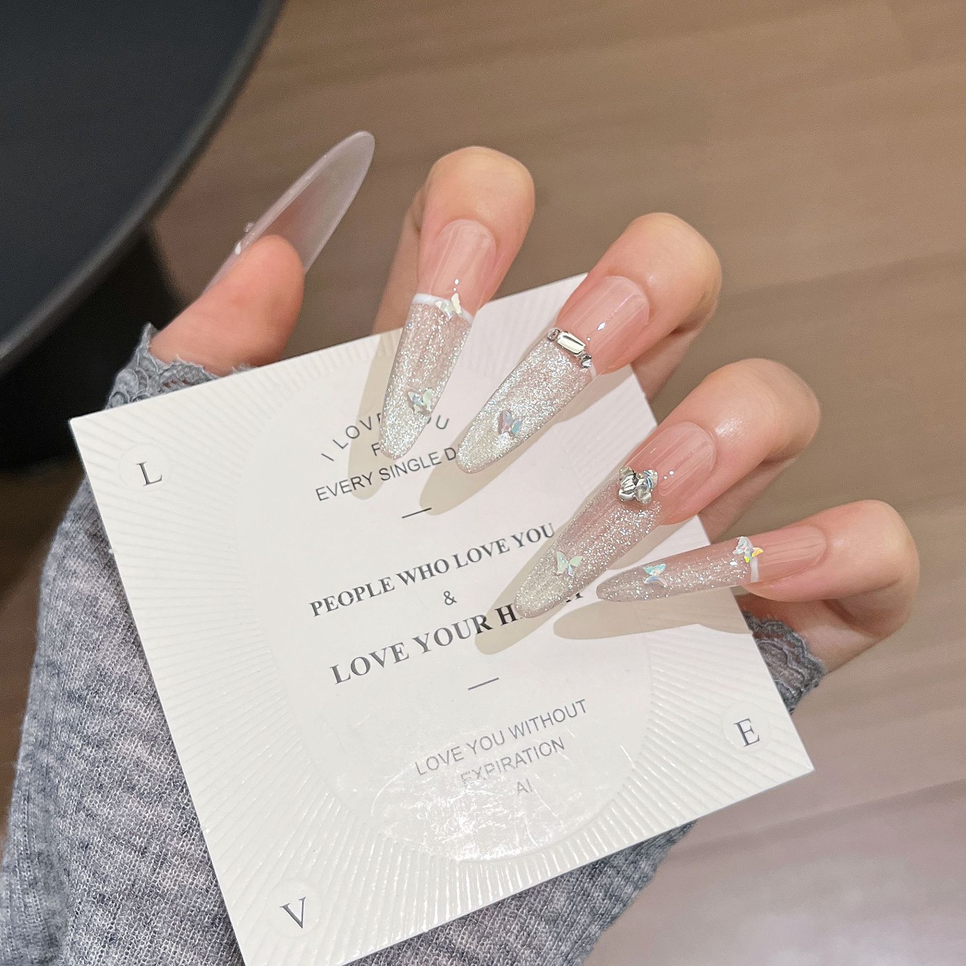 Nuevo parche de uñas de uso manual puro largo perro fino 4.0 parche de uñas de mariposa desmontable uña falsa viento