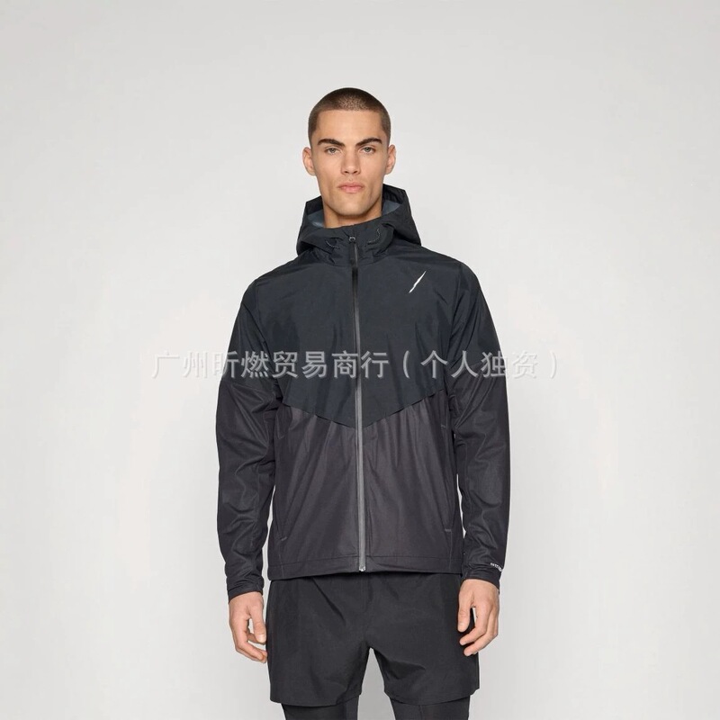 Men's Breathable Rainproof Tech-Savvy Running Training Sports Hooded Waterproof Zipper Jacket in Stock