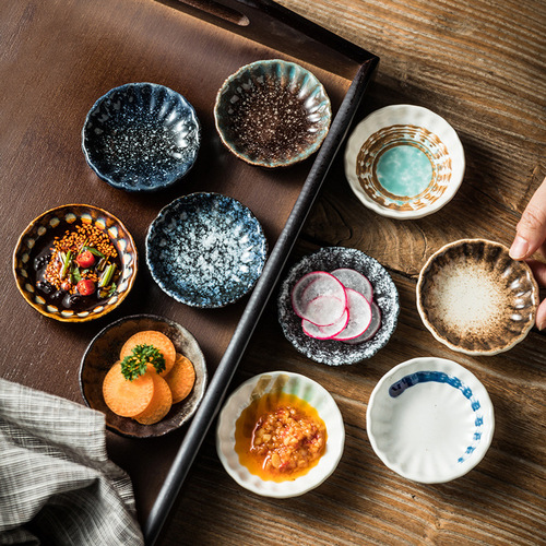 日式陶瓷调味碟复古小碟子商用碟子创意菊花味碟小菜碟家用酱料碟