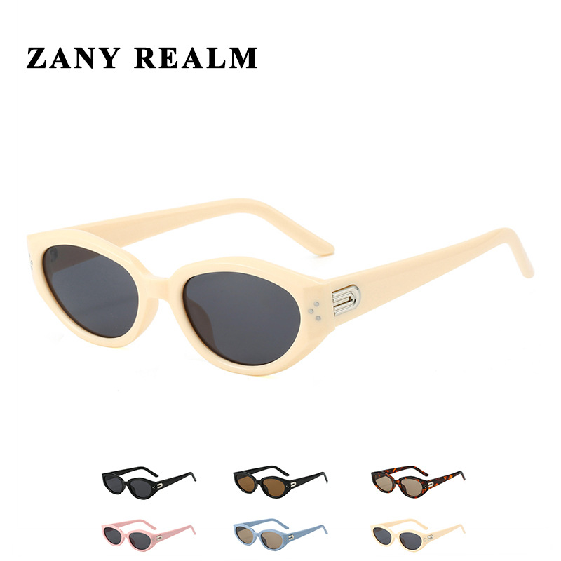 2024 Retro Hot Girl Star Cat Eye Black Super Gafas de sol UV400 Anti-UV Gafas de sol coreanas de cara redonda para mujer