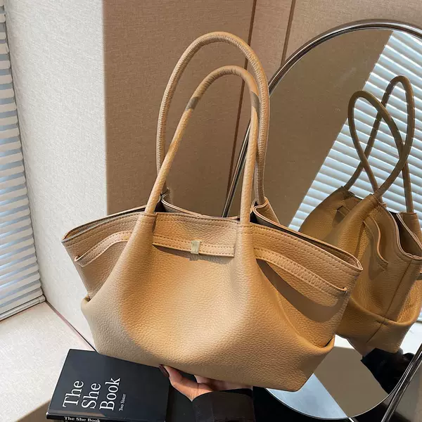 High-End Trendy Underarm Bag 2026 Spring New Retro Fashion Tote Bag Korean Style Large Capacity Shoulder Bag for Women