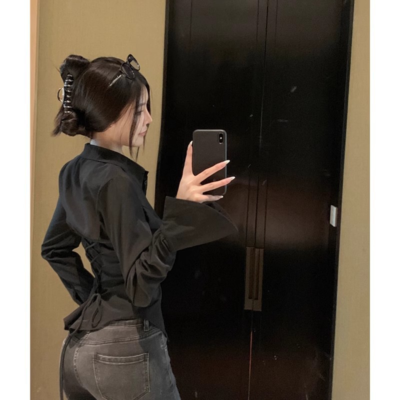 French Style Elegant Trumpet Sleeve Black Lapel Shirt Women's Spring High-end Hot Girl's Tight Waist Strap Figure Shirt
