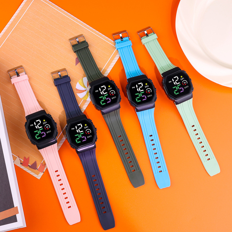 Fashionable and Simple Ins Silicone Watch Trendy Luminous Sports Student Square Strap High-Value Watch
