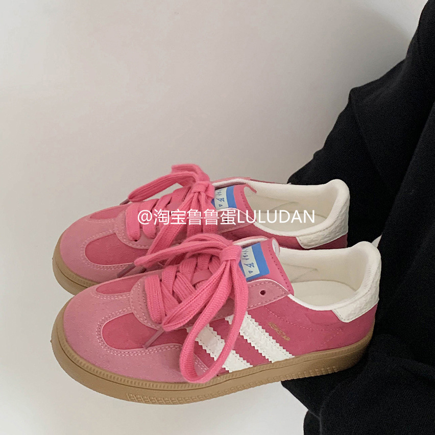 Zapatos deportivos retro de primavera y verano de 2025 nuevos zapatos de mujer de moda, zapatos casuales de nicho para estudiantes, mujeres