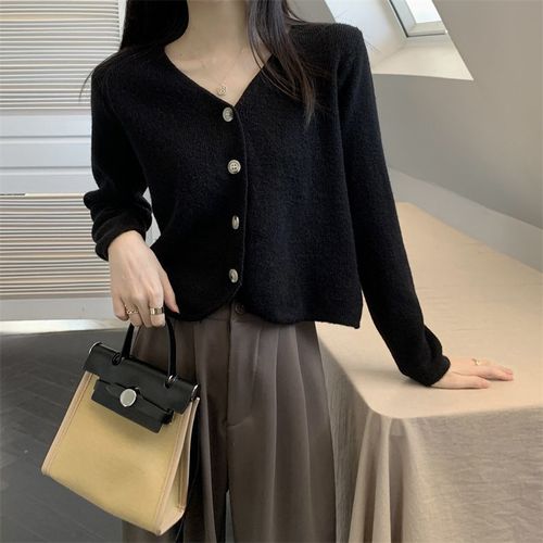 Early autumn Korean-style soft and fluffy solid-color V-neck cardigan, effortless short-length layering knitwear, versatile women's lightweight outerwear