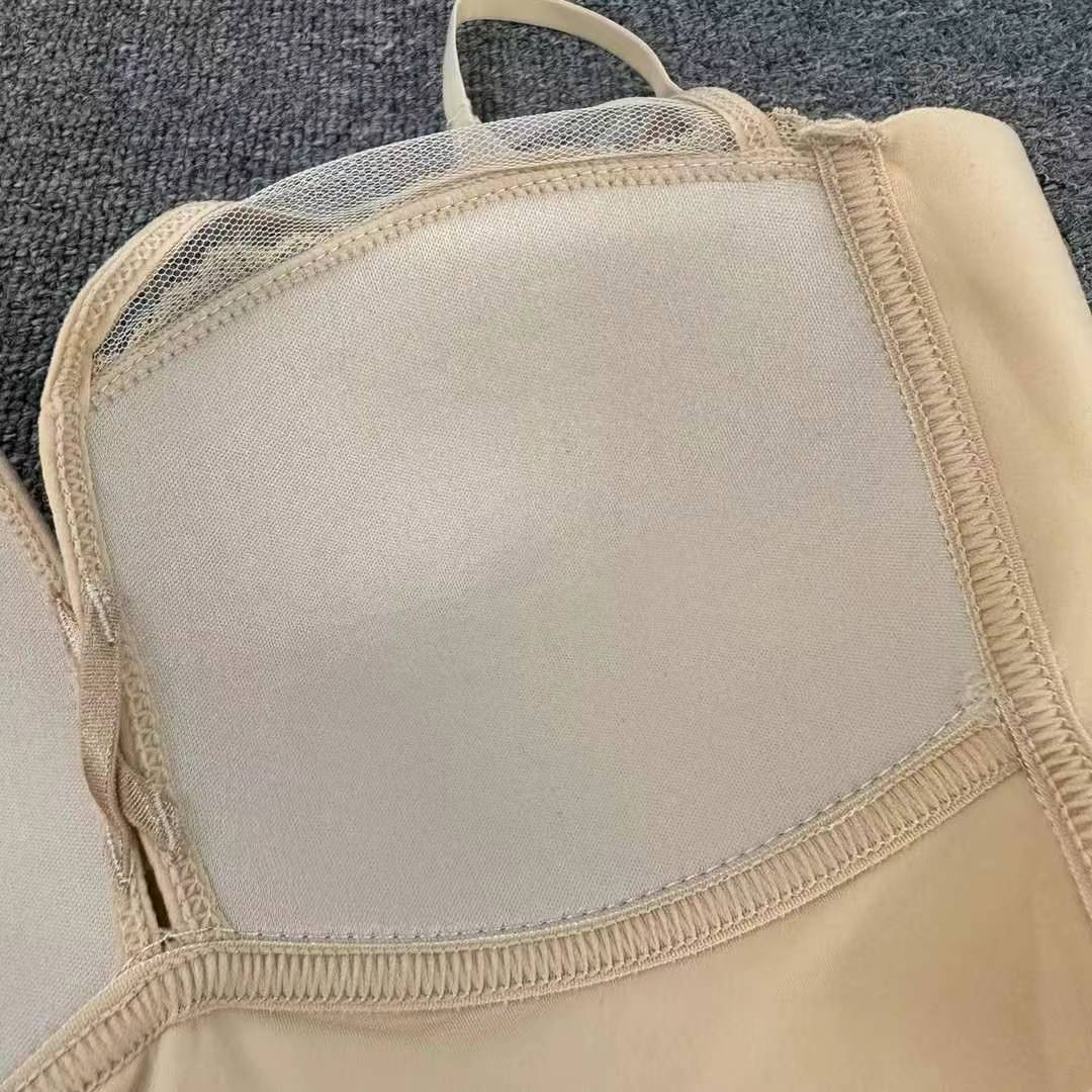 Nueva copa fija de encaje, chaleco de alta calidad, bra de yoga sin anillo de acero, ropa interior deportiva, mujer al por mayor