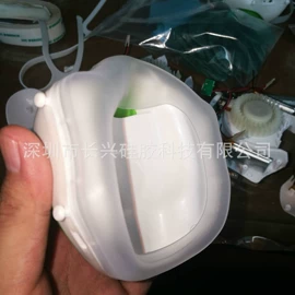 日用橡胶;奶嘴;其他工业用清洗剂