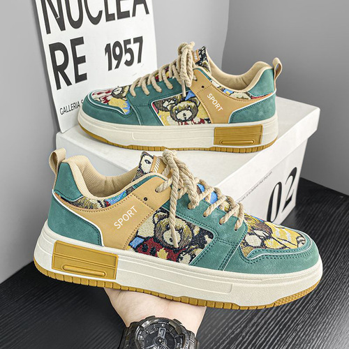 Original and Unique Men's Shoes for Summer 2025 - Breathable Board Shoes, Leisure and Versatile, Thick Soles with Non-slip Function, Student and Sporty Trendy Shoes