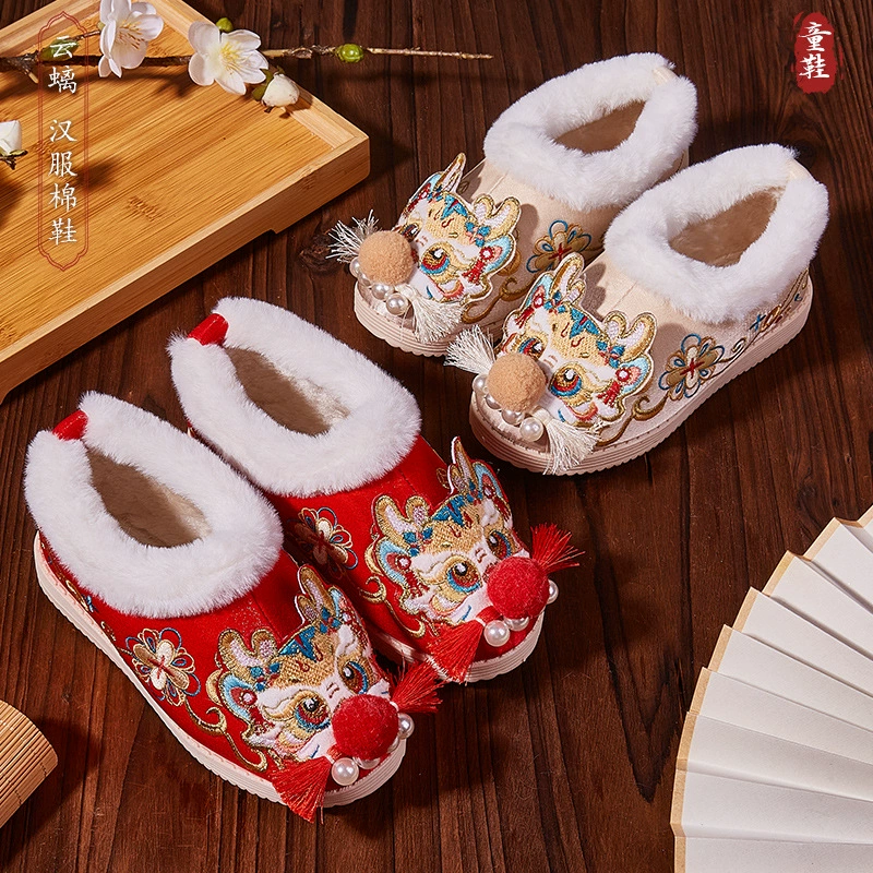 Древний костюм и старинная вышитая обувь для девочек, зимняя новая обувь в этническом стиле, год Дракона, 3D Китайская одежда, обувь из хлопчатобумажной ткани, утолщенные цветы